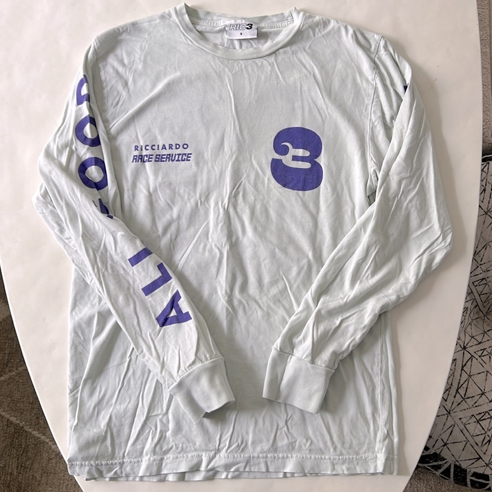 Daniel Ricciardo RIC3 “ALL GOOD / ALL WAYS” Long Sleeve Top Light Gray Unisex S